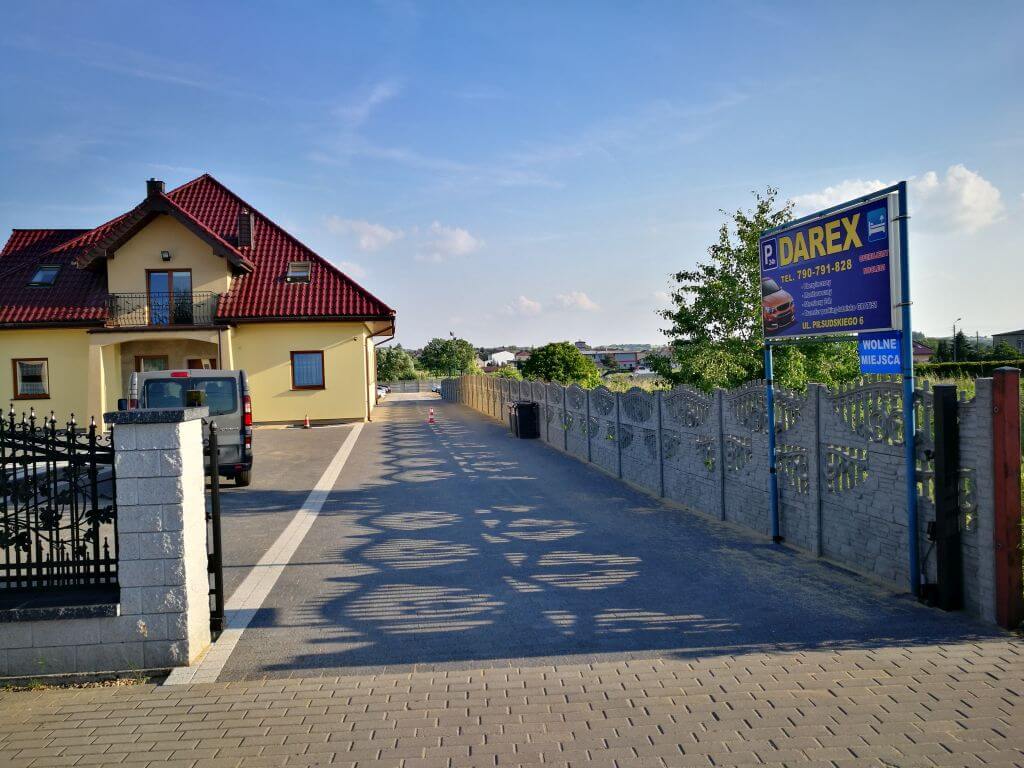 Pyrzowice lotnisko parking